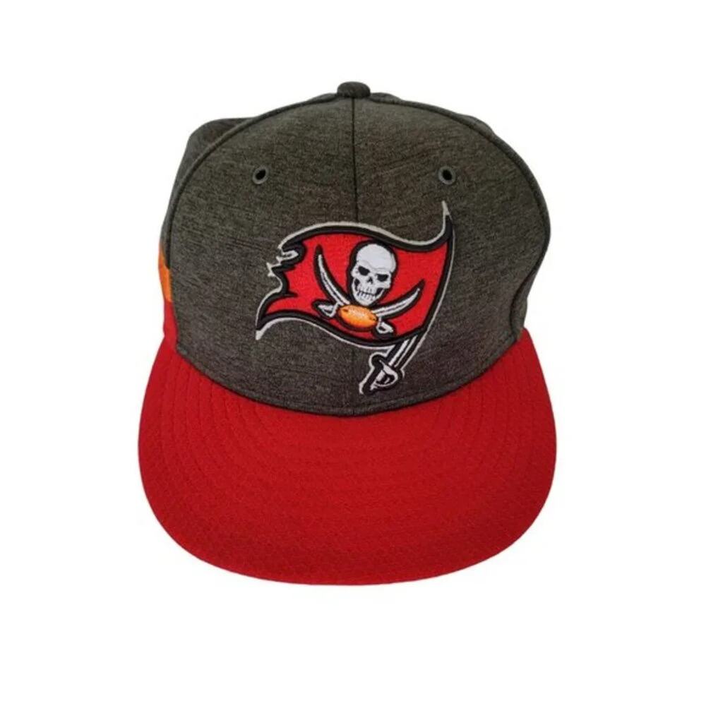 New Era 59FIFTY Tampa Bay Buccaneers Fitted Hat Gray Red Size 7 1/2 NFL Players